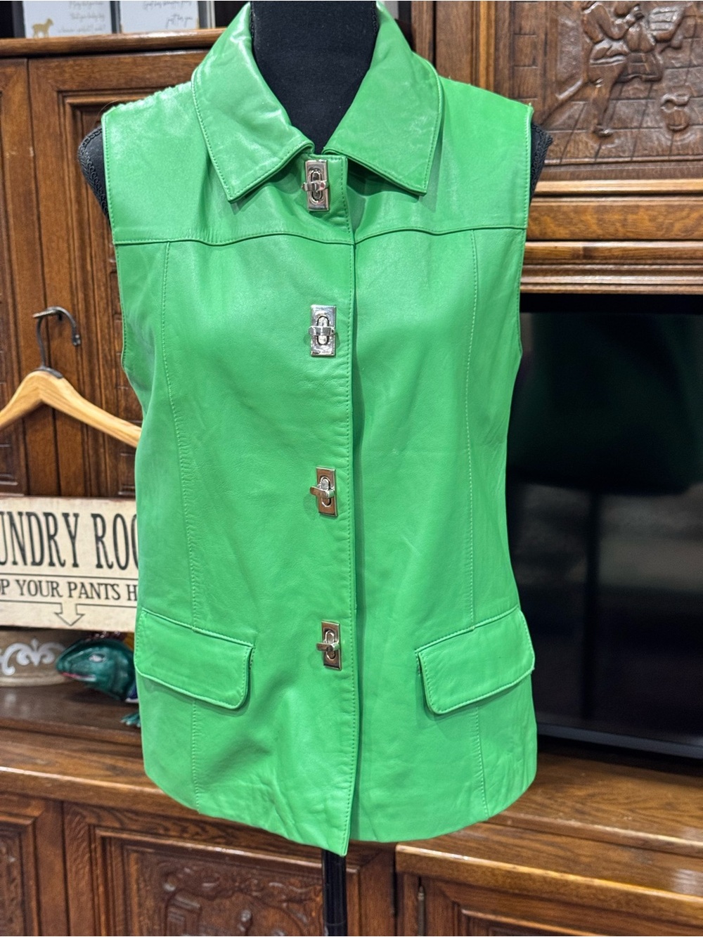 Green Lambskin Leather Sleeveless Vest - Women's Stylish Outerwear